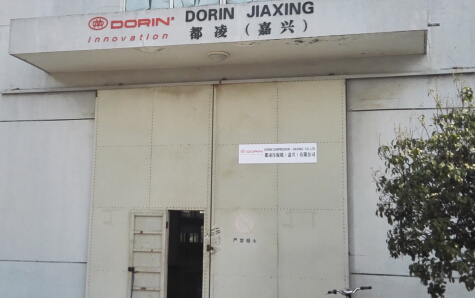 西藏林芝質(zhì)量技術(shù)監(jiān)督局的安全閥校驗(yàn)臺(tái)調(diào)試完畢